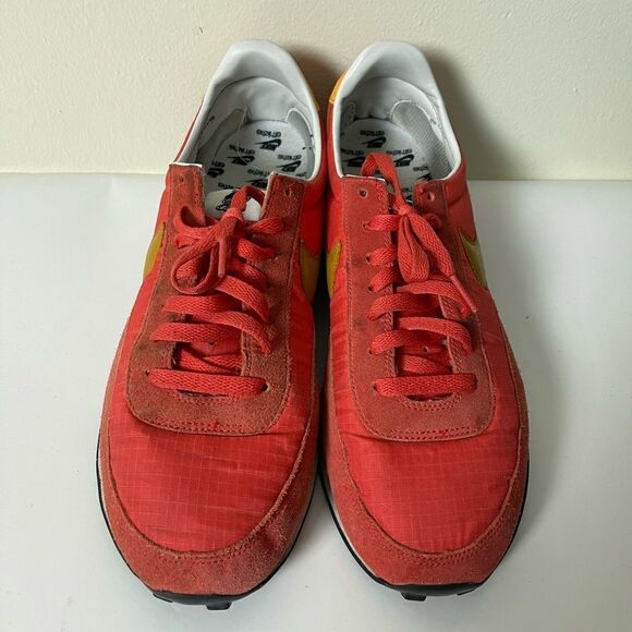 Mens Nike waffle sneaker shoes size 11 main image 3